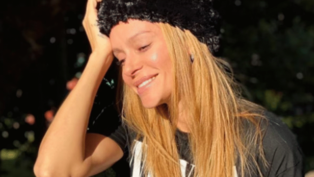 Alina Rose Erome: A Fresh Face with Timeless Charm